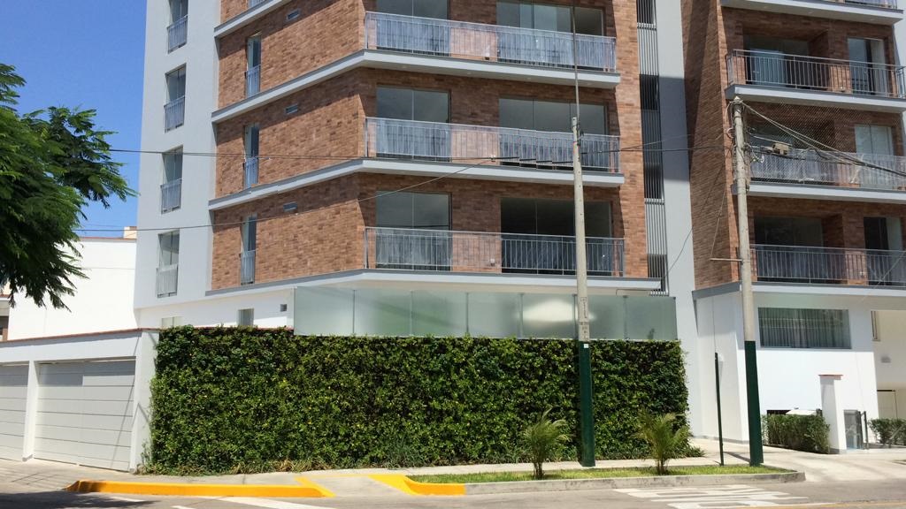 DEPARTAMENTO EN VENTA EN SURCO EDIFICIO NAPOLES